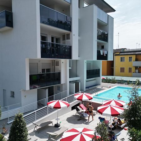 Nuovo Condominio Con Piscina E Garage Bibione Zewnętrze zdjęcie