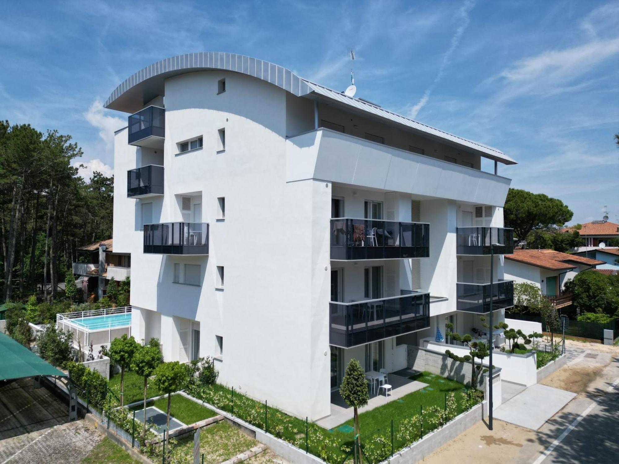 Nuovo Condominio Con Piscina E Garage Bibione Zewnętrze zdjęcie