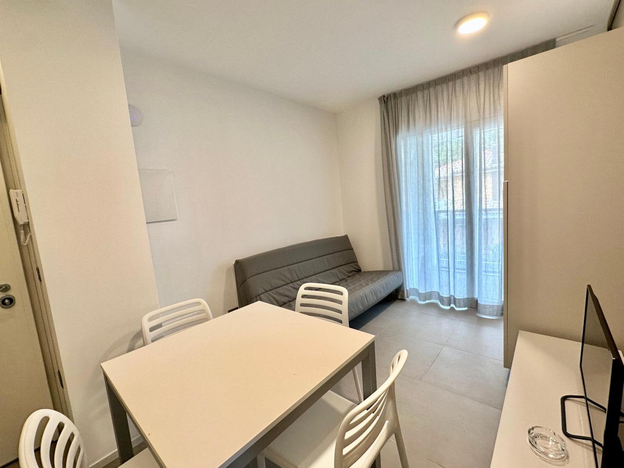 Nuovo Condominio Con Piscina E Garage Bibione Zewnętrze zdjęcie