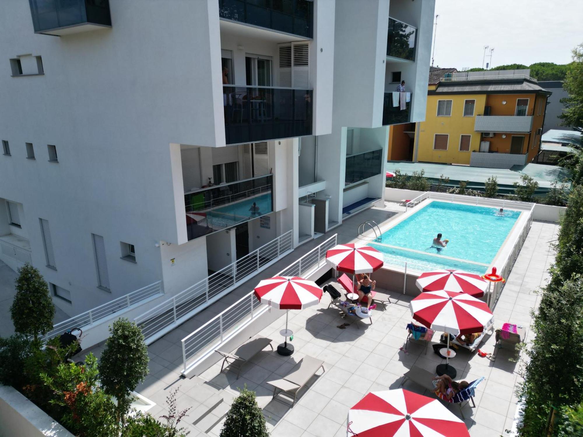 Nuovo Condominio Con Piscina E Garage Bibione Zewnętrze zdjęcie